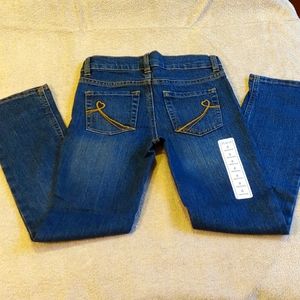 The Children's Place.. Girl's skinny stretch jeans.. Size 8.. Medium wash